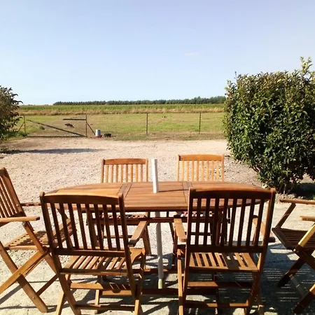 Holiday Route Des Canadiens * Cayeux-sur-Mer
